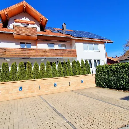 Διαμέρισμα Breitenberg - 2,5-zimmer Mit Suedbalkon Und Traumhaftem Bergblick Ruhig Gelegen In Mitte Pfronten